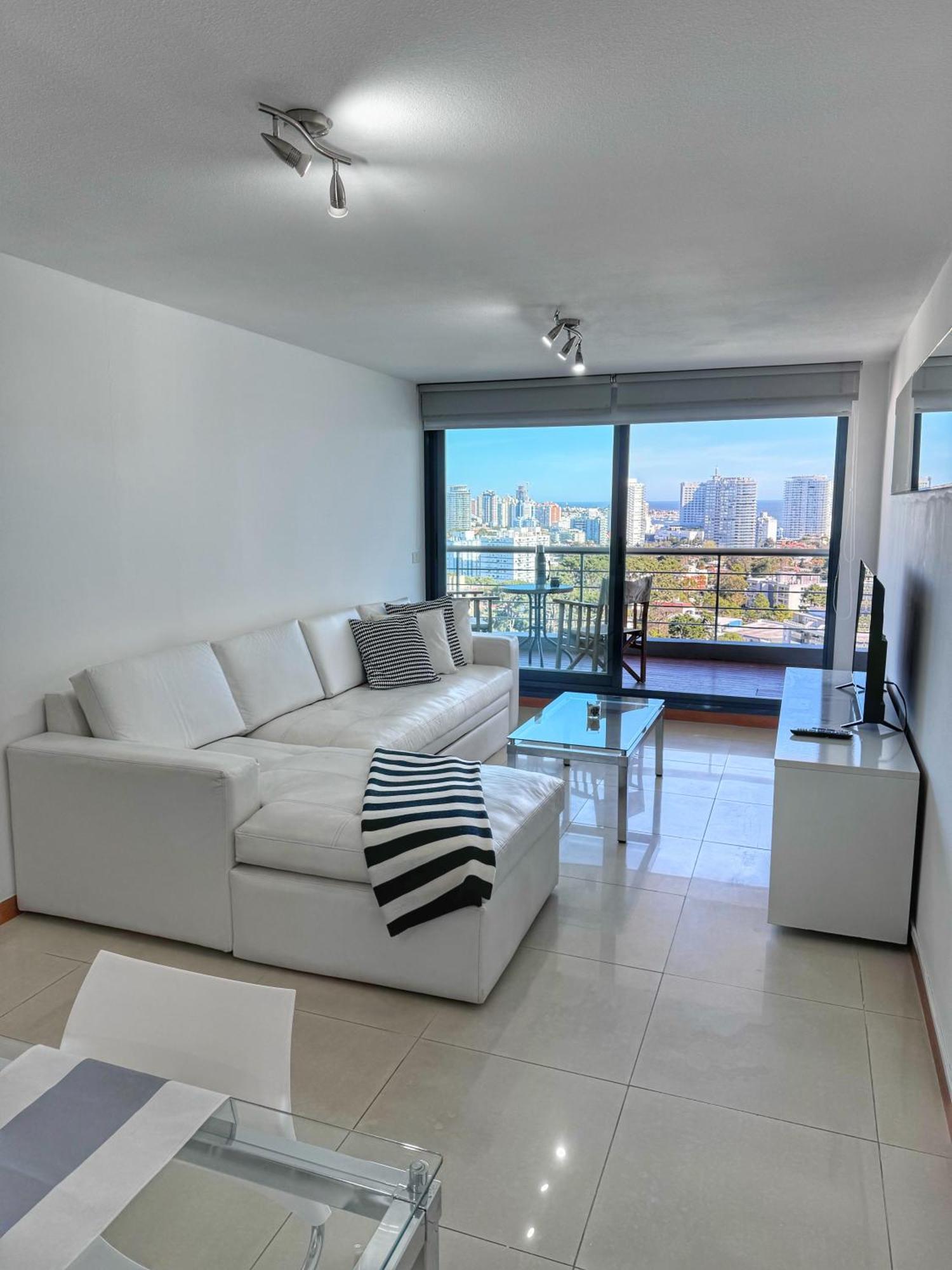 Apartamentos Torre Tressesenta Πούντα ντελ Έστε Εξωτερικό φωτογραφία