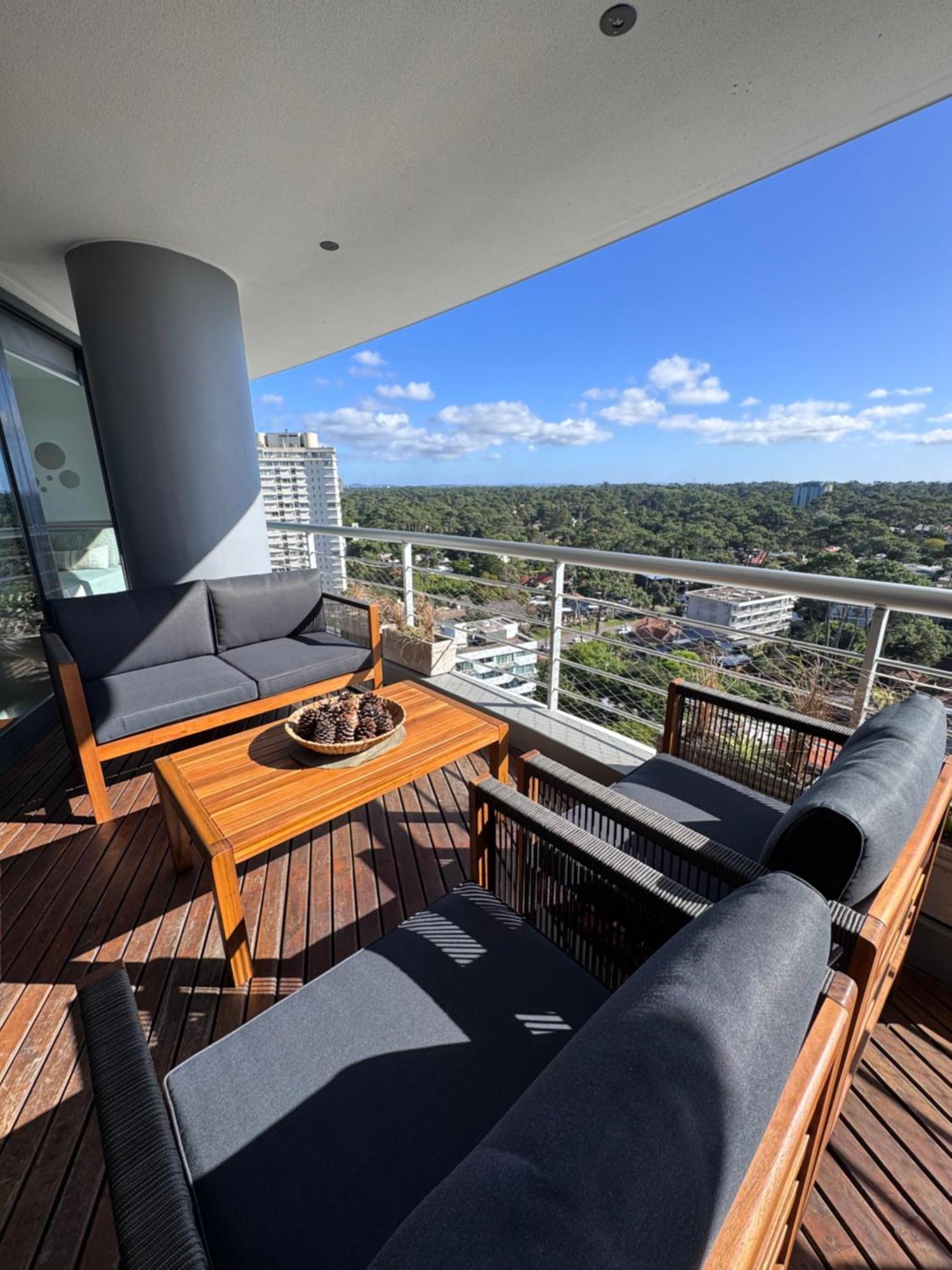 Apartamentos Torre Tressesenta Πούντα ντελ Έστε Εξωτερικό φωτογραφία