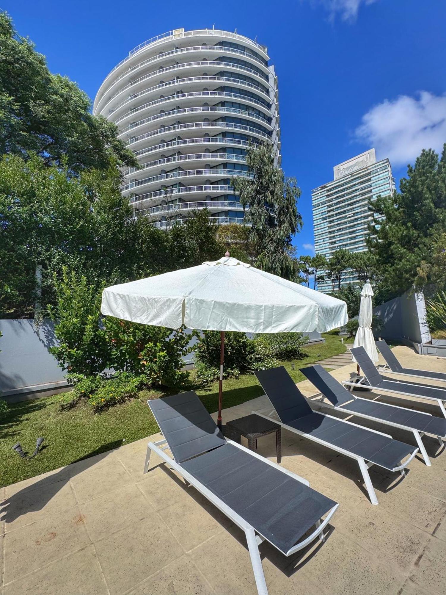 Apartamentos Torre Tressesenta Πούντα ντελ Έστε Εξωτερικό φωτογραφία