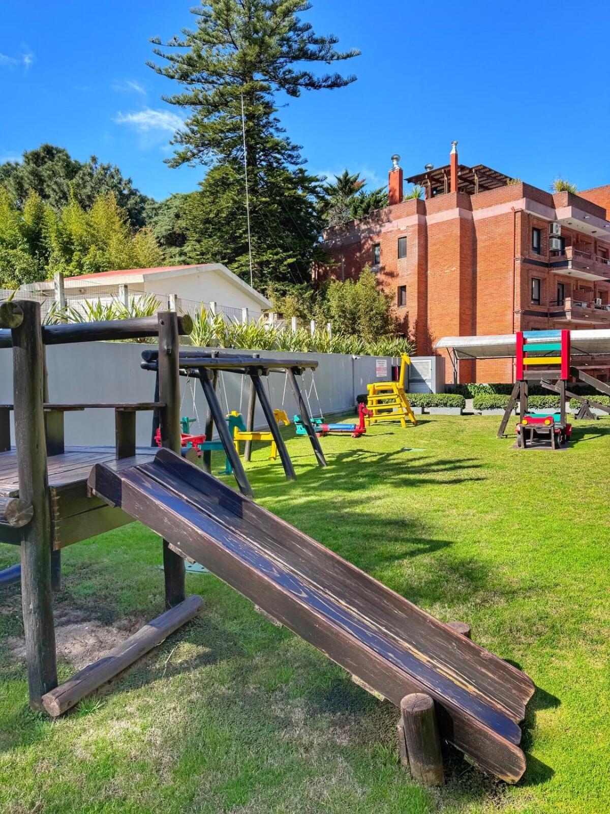 Apartamentos Torre Tressesenta Πούντα ντελ Έστε Εξωτερικό φωτογραφία